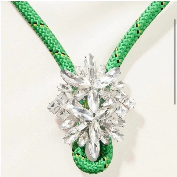 Stella & Dot | VividGreen Crystal LTD Edition ‘Know the Ropes’ Jeweled N… - Picture 4 of 8